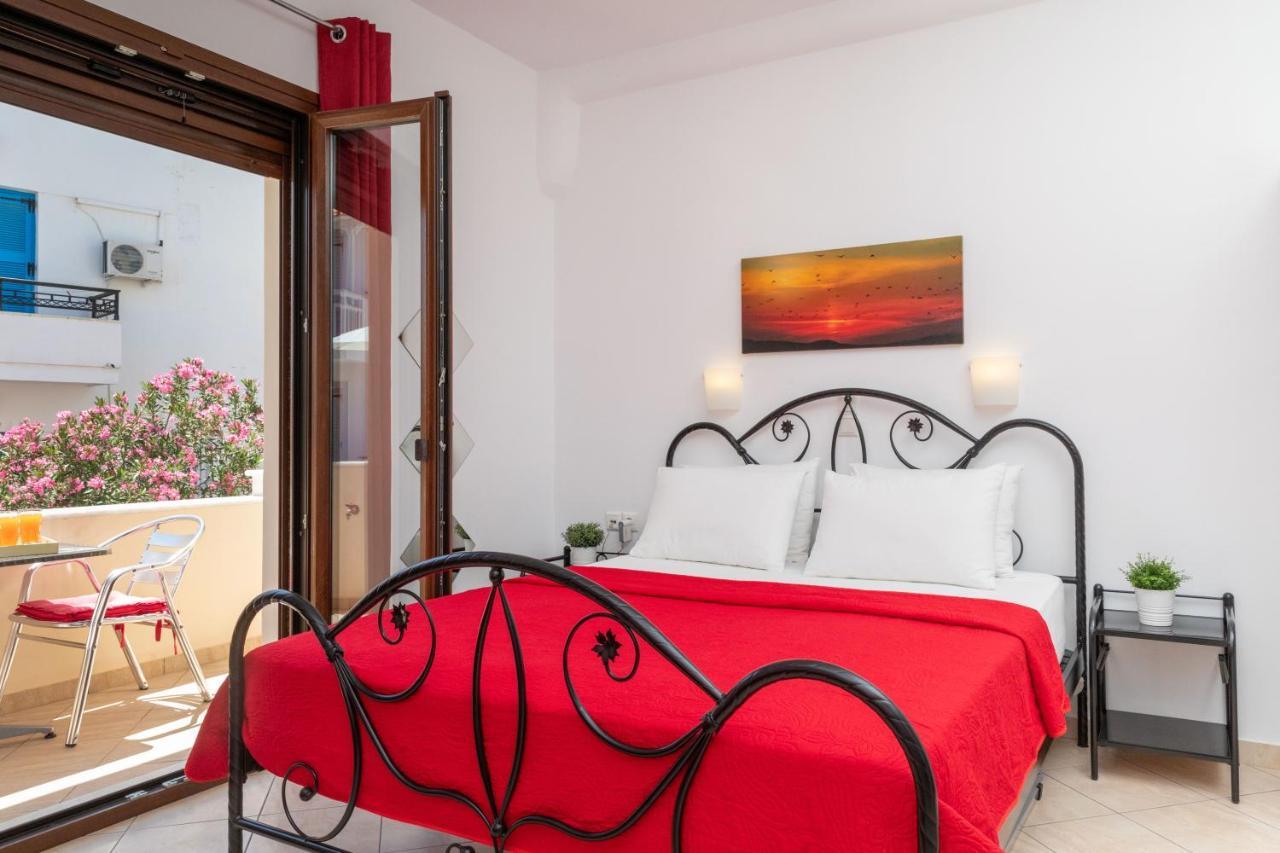 Naxos Diamond Studios Apartments Naxos City Exteriör bild