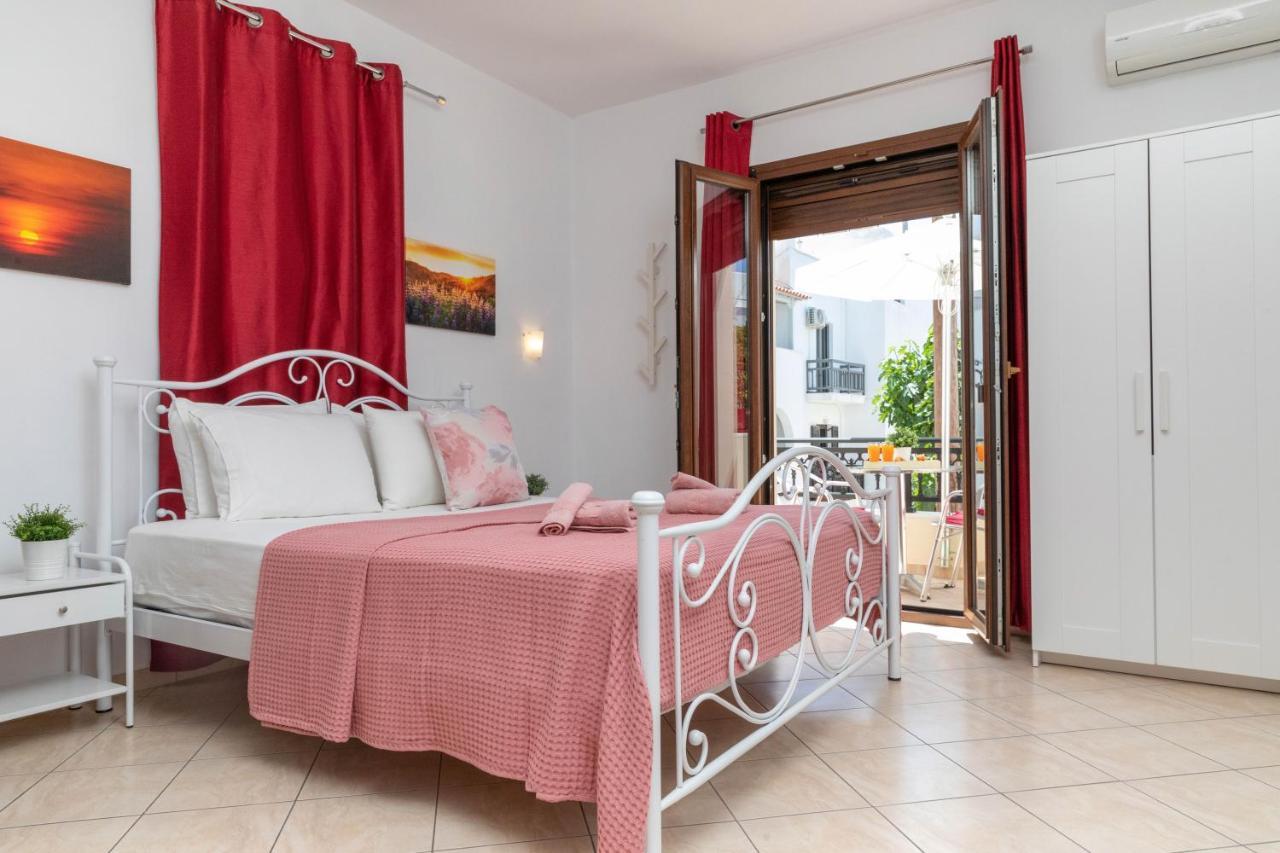 Naxos Diamond Studios Apartments Naxos City Exteriör bild
