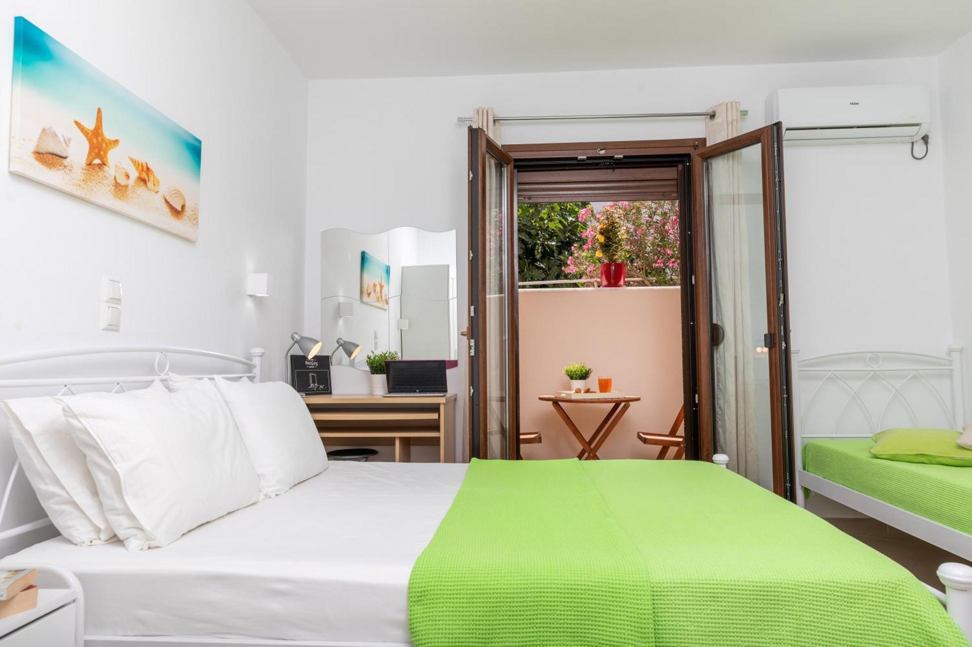 Naxos Diamond Studios Apartments Naxos City Rum bild